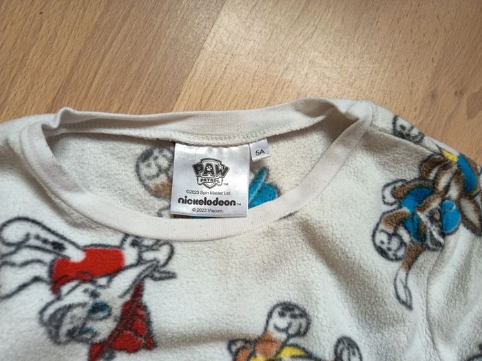Haut pyjama garçon Pat Patrouille 5 ans - photo numéro 2