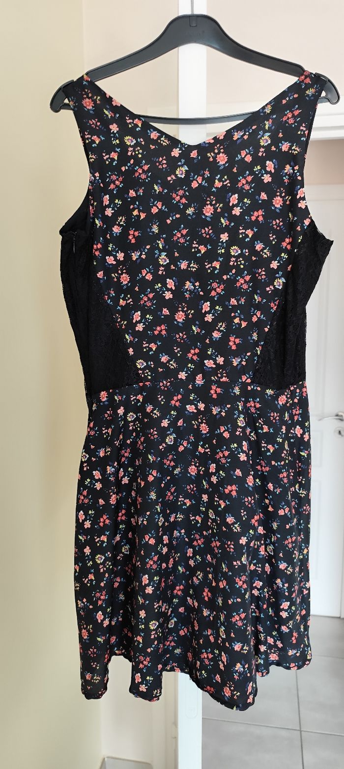 Robe sans manches taille 40 - photo numéro 2
