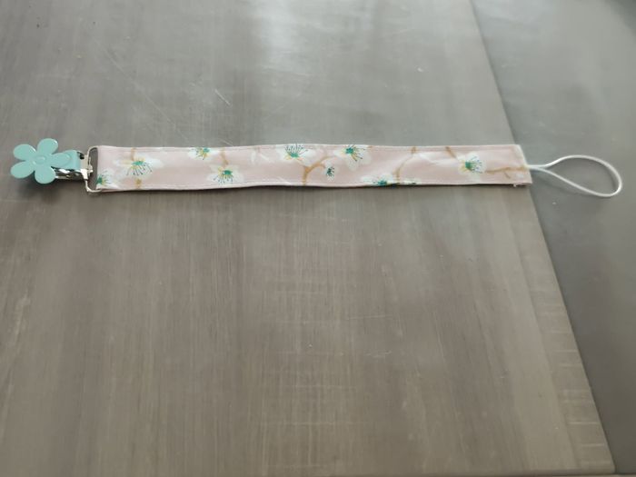 Attache sucettes tetines tissu neuves pour bébé - photo numéro 3