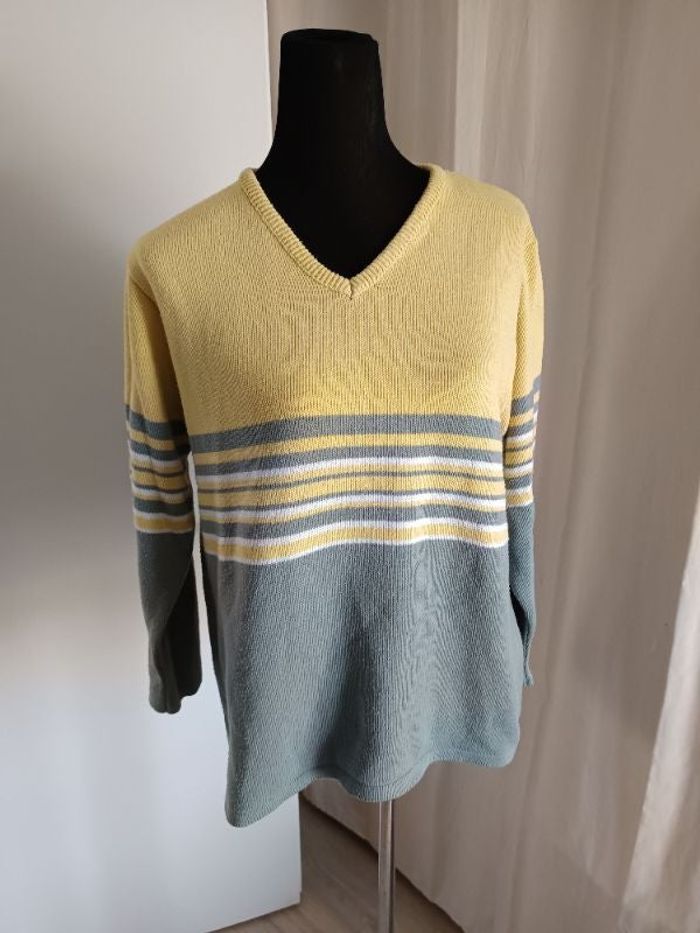 Pull jaune