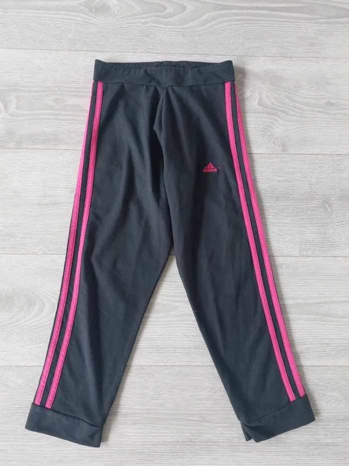 Corsaire Adidas taille 2XS (28 -30)