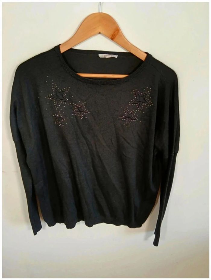 C25 pull noir esprit L