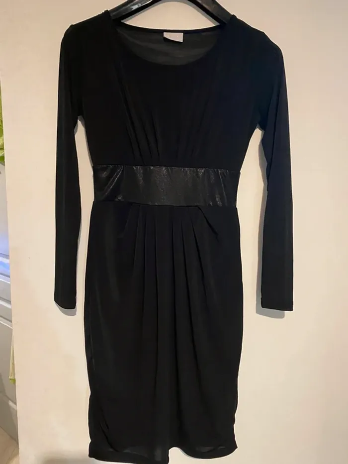 Robe noir taille unique