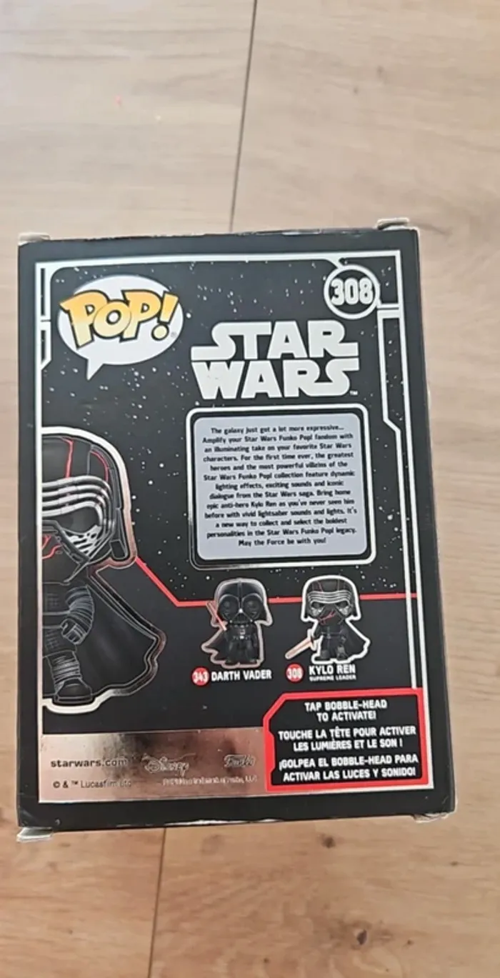 Funko pop 308 kylo ren Light and sound - photo numéro 3