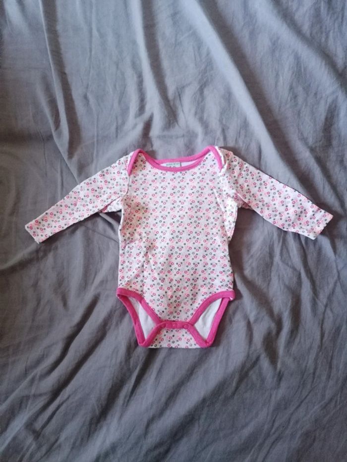 Body bébé - photo numéro 2