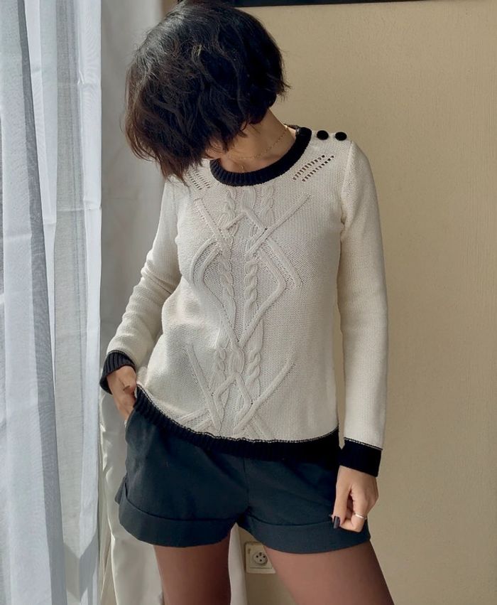 Pull Kookaï torsadé blanc et noir taille 0 très bon état - photo numéro 3