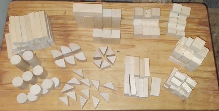 138 blocs en bois naturel