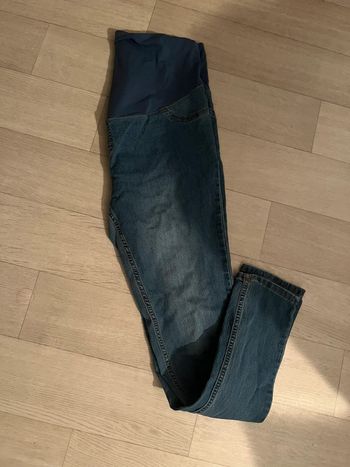Très beau jean de grossesse pour femme