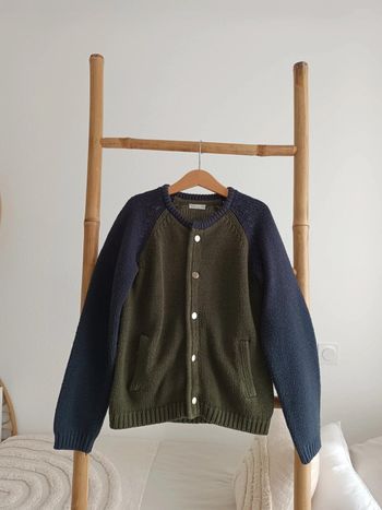 Gilet cardigan boutons pression kaki & marine Little Cigogne 10 ans