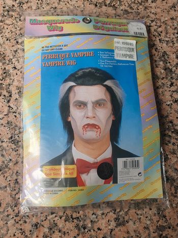 Perruque Vampire neuf