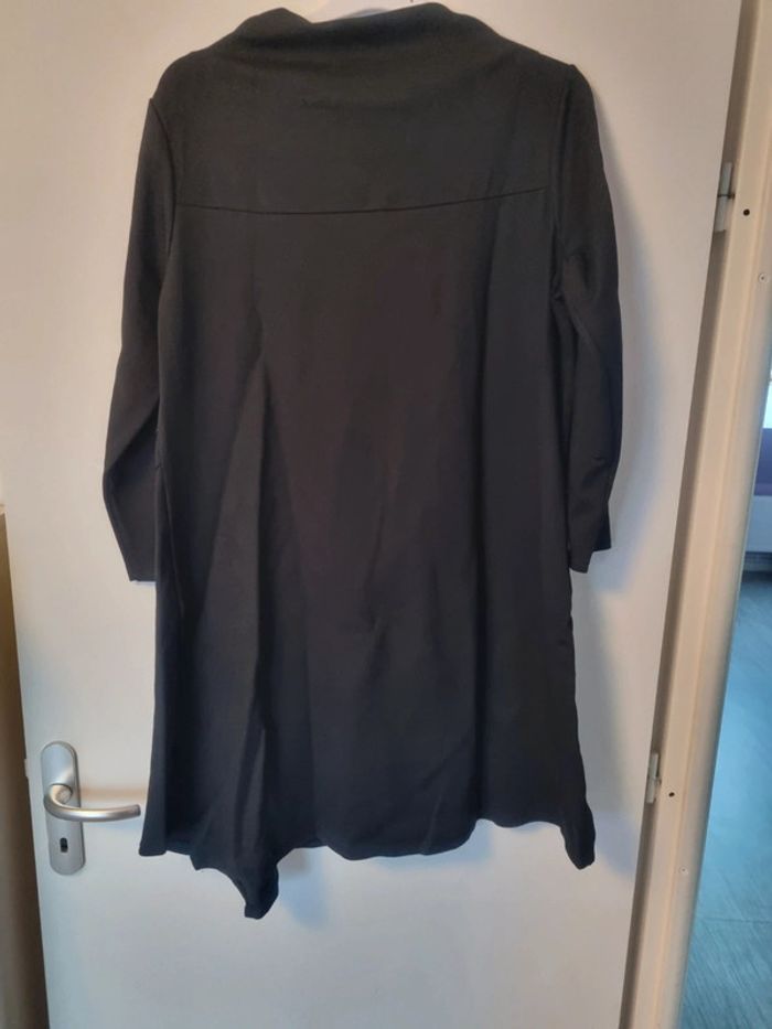 Robe 48 - photo numéro 2