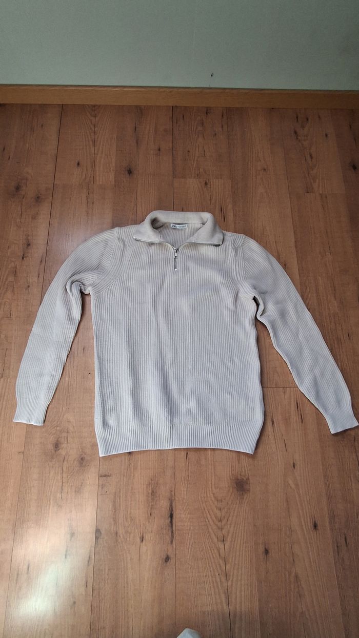 Pull à col roulé beige zara