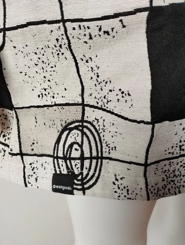 Robe épaisse taille 36 Desigual - photo numéro 3