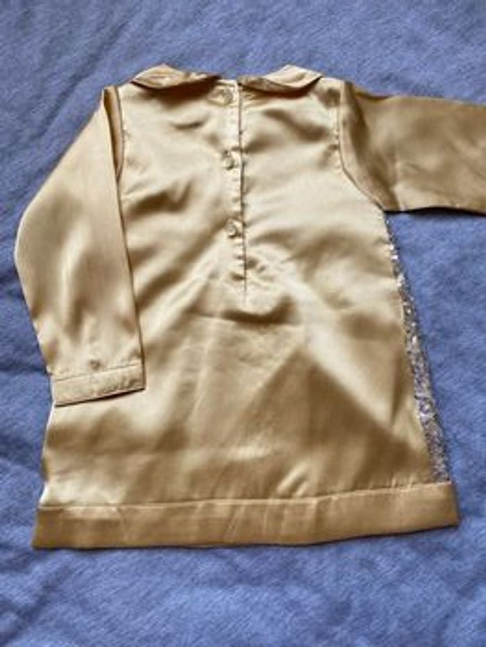 Robe satin et sequin or - photo numéro 2