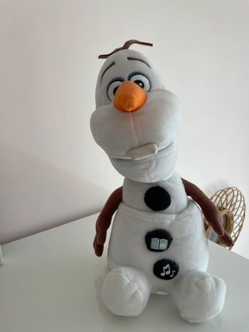 Olaf peluche interactive raconte moi une histoire