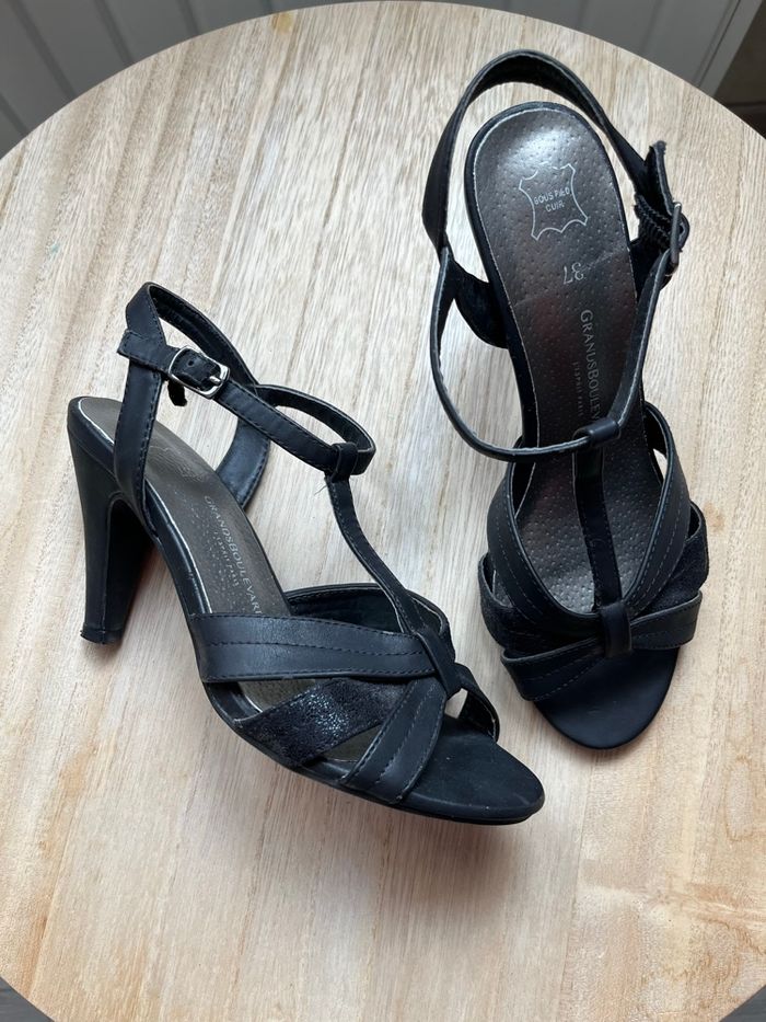 Sandales à talons - photo numéro 2