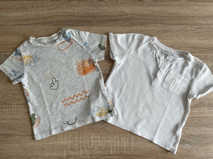 Lot 2 t-shirt OVS 18/24 mois