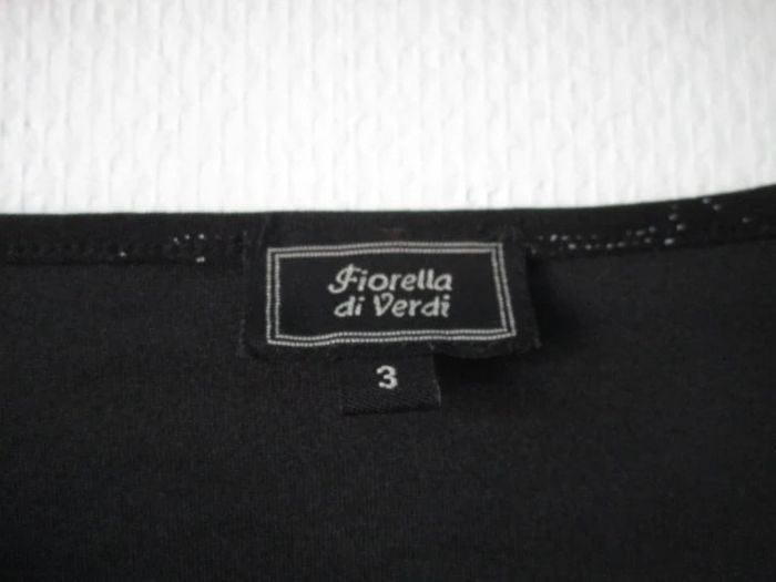 Top noir motifs argent Fiorella di Verdi 42 TBE - photo numéro 7