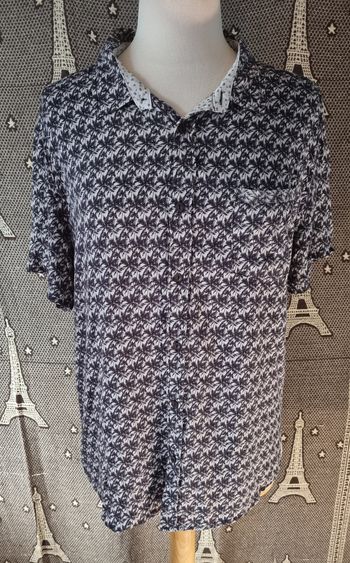 Chemise à motifs palmiers taille M-L