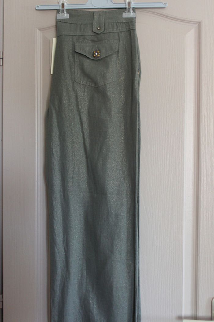 Pantalon léger vert-gris irisé 50