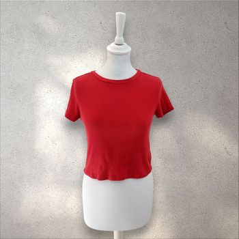 Top manches courtes rouge taille M