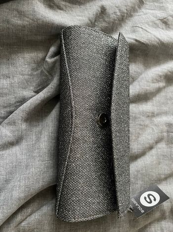 Pochette argentée