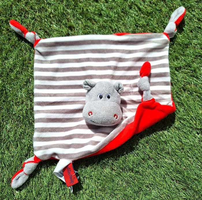 DOUDOU CARRE PLAT RAYE HIPPOPOTAME - LES PETITES MARIES - photo numéro 2