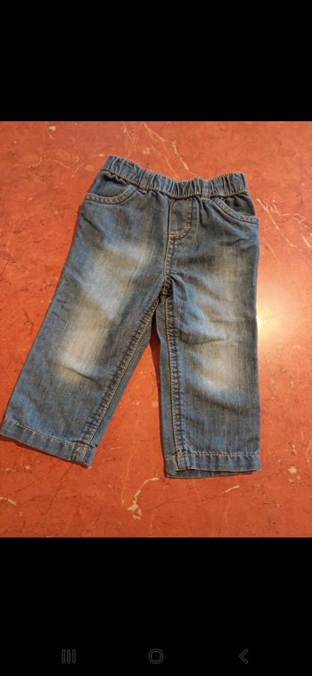 Jean bébé taille 9 mois