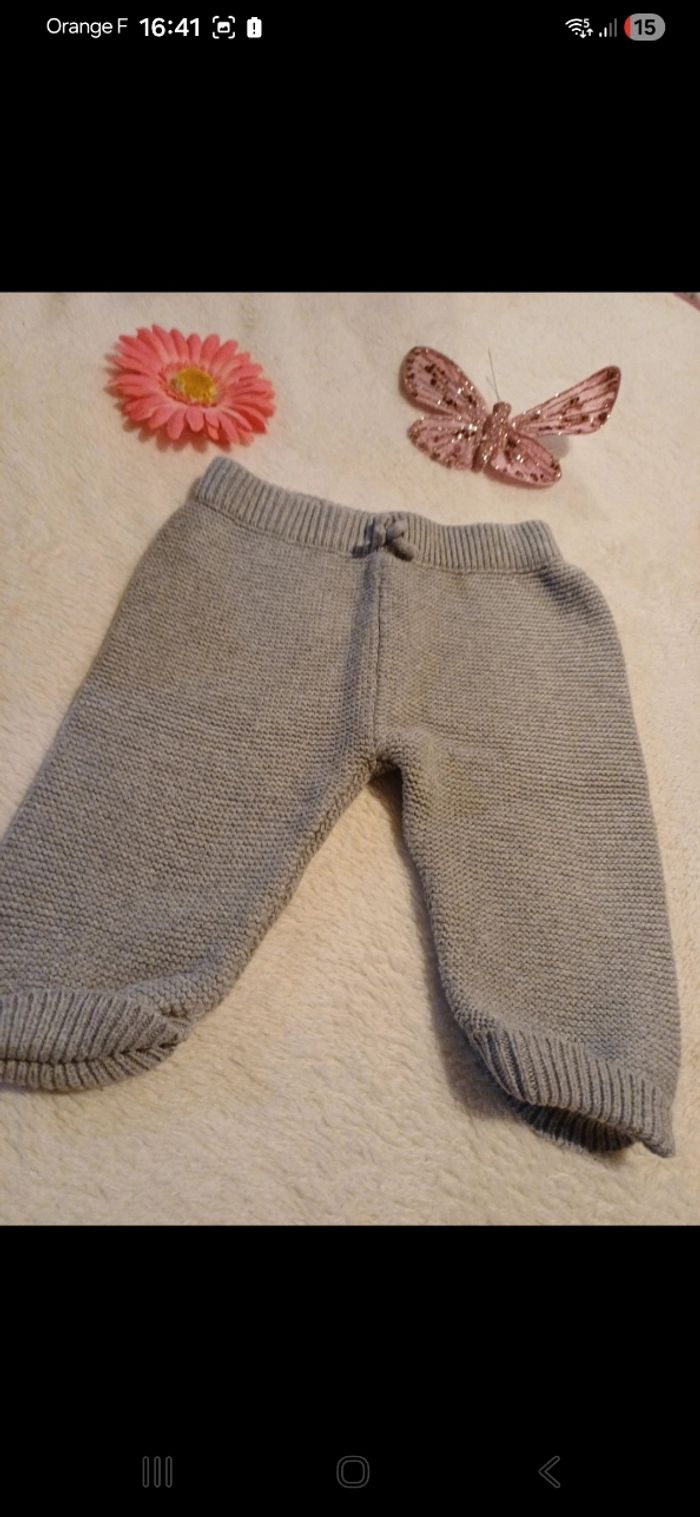 Pantalon bébé taille 6 mois