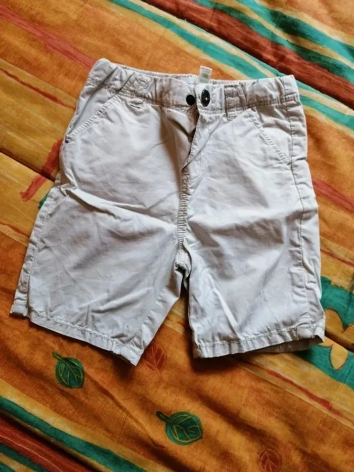 Short 2 ans