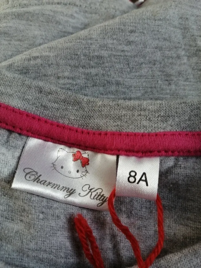 Tee-shirt manches longues gris à imprimé tête hello kitty et volants / charmmy kitty / (8ans) - photo numéro 6