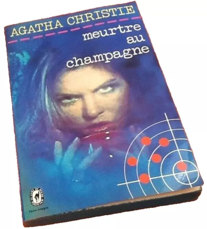 Agatha Christie Meurtre au champagne N° 5008 (1978) Le Livre de Poche