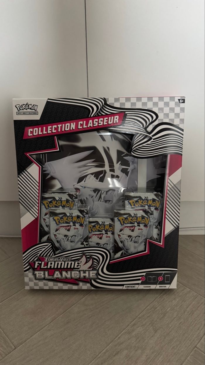 Pokémon - Coffret classeur - Flamme blanche