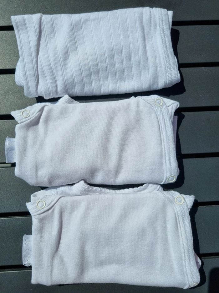 Lot de 3 bodies blanc naissance - photo numéro 2