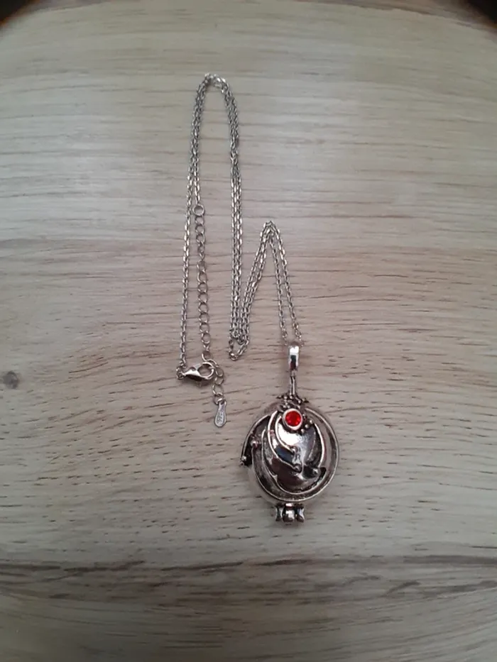 Collier Verveine, Vampire Diaries, Elena Gilbert, chaine en argent 925, argenté - photo numéro 2