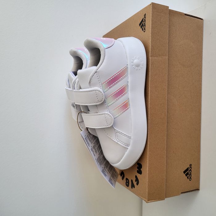 Baskets bébé Adidas Grandcourt