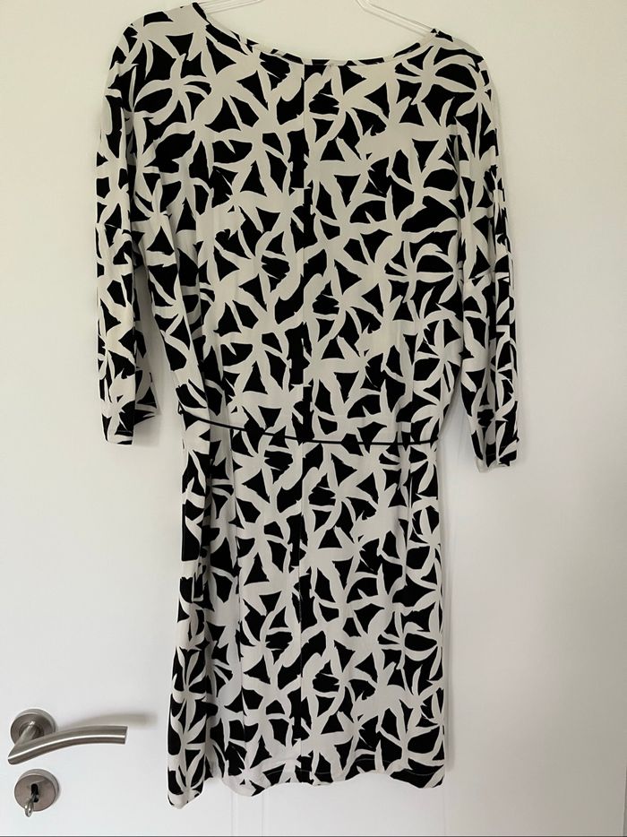 Robe - photo numéro 3