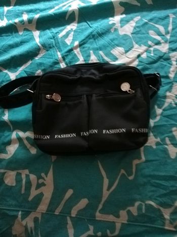 Sac a main bleu foncé