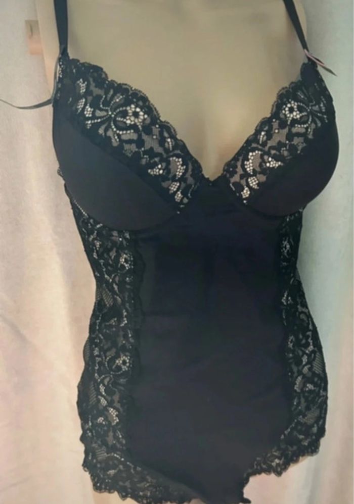 Body dentelle 38 B