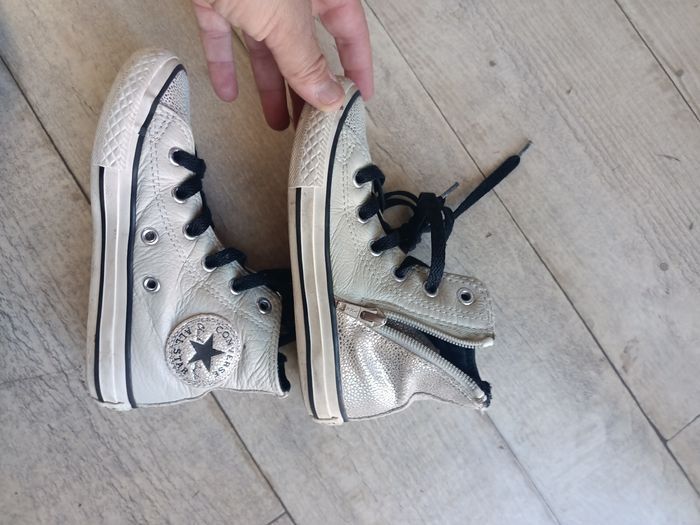 Baskets Converses - photo numéro 2