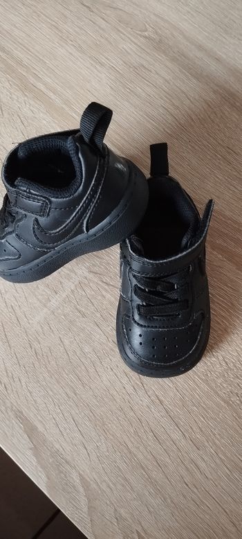 Basket Nike enfants /bébé 18,5