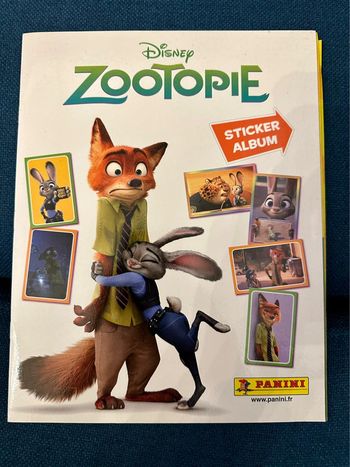 Album livre Panini complet stickers autocollants Disney Zootopie lièvre renard