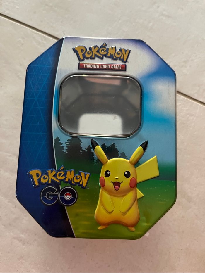 Tin Pokebox Pokémon go Pikachu métal lot carte