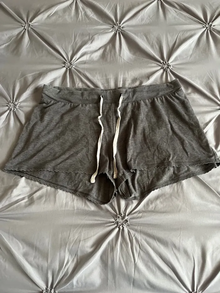 Short pyjama