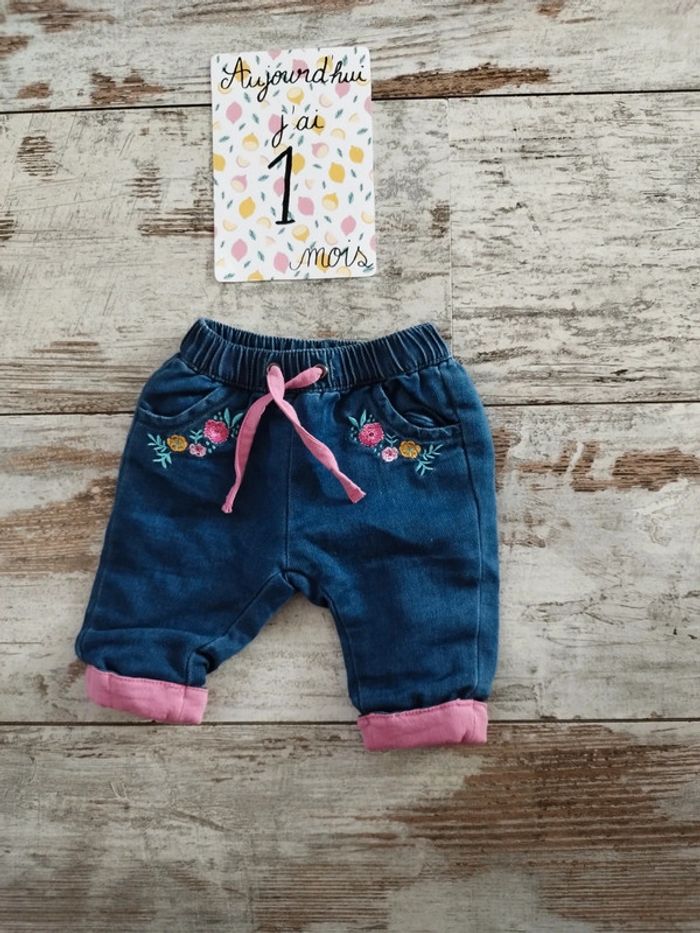 Jolie petit pantalon. - photo numéro 2