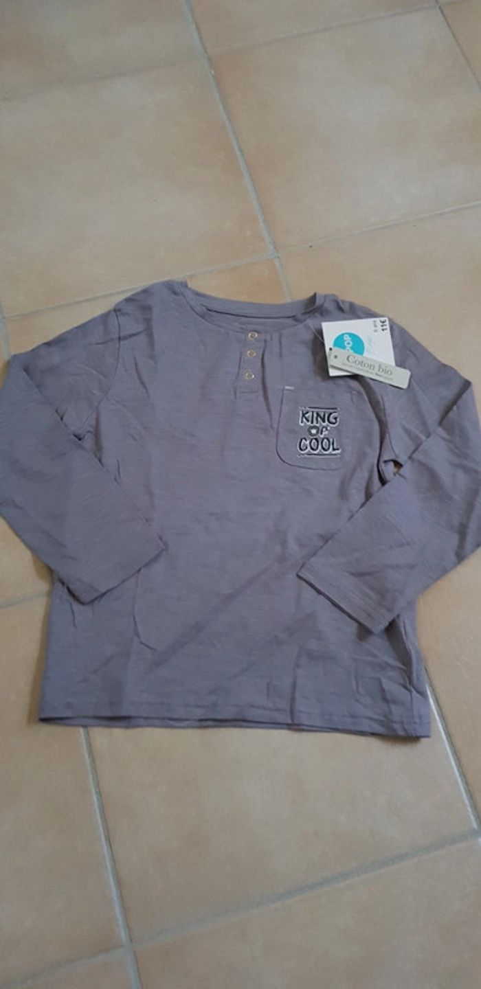 Tshirt manches longues 6 ans