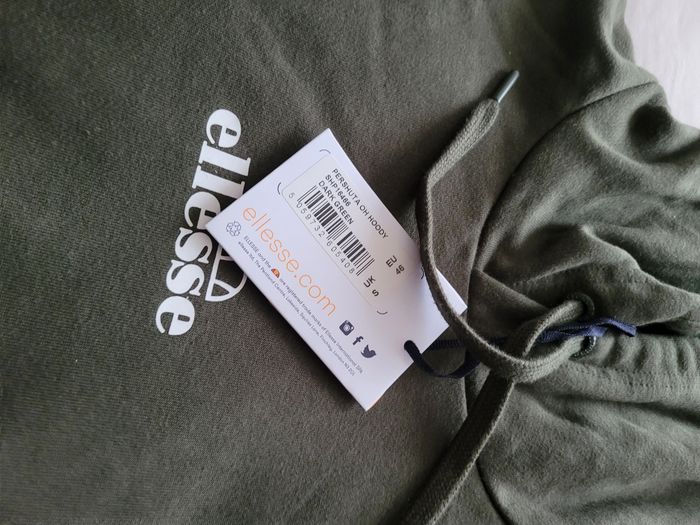 Sweat s ellesse - photo numéro 2