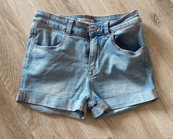 Short jean