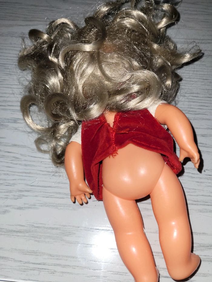 Poupée - photo numéro 2