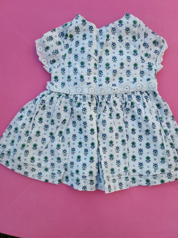 Robe 3 mois kiabi - photo numéro 2